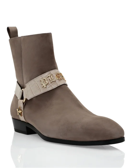 Nubuck Flat Boots Gothic Plein