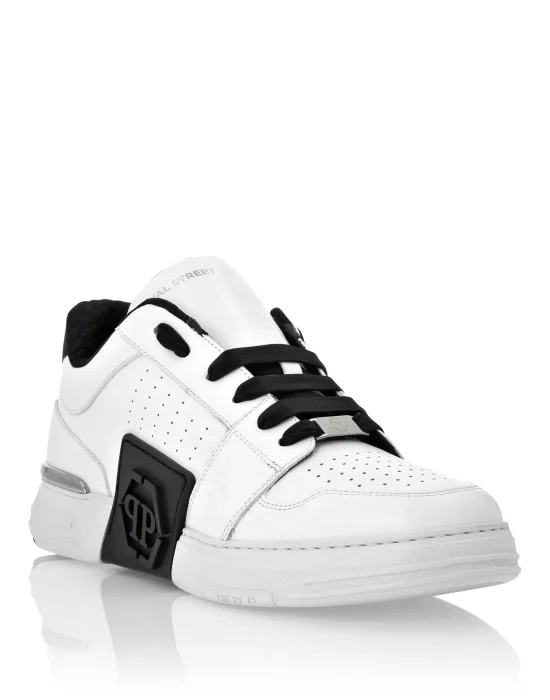 LO-TOP SNEAKERS ROYAL $TREET