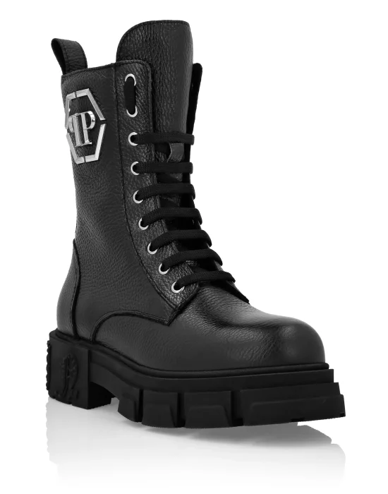 Embossed Leather Boots Mid Flat
