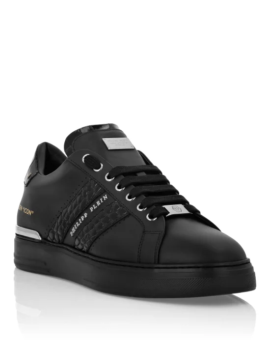 Low Top Sneakers