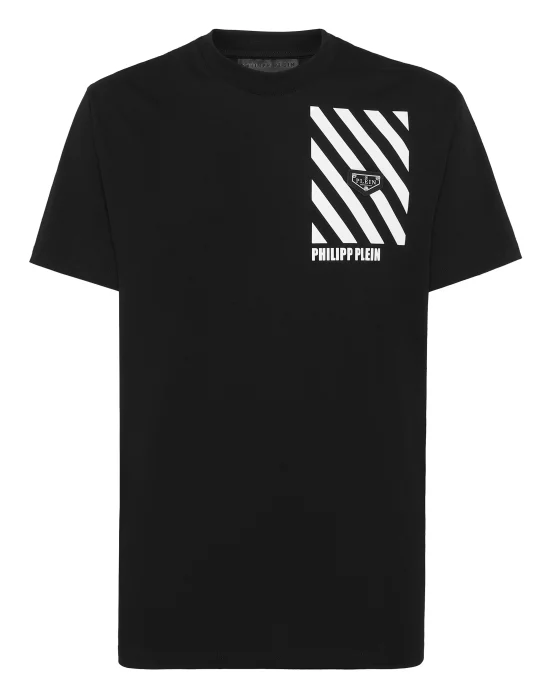 Round Neck T-Shirt Lines
