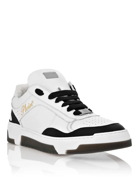 Low-Top Sneakers Nappa Suede