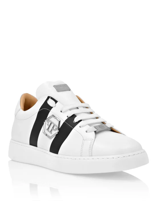 Leather Lo-Top Sneakers Hexagon