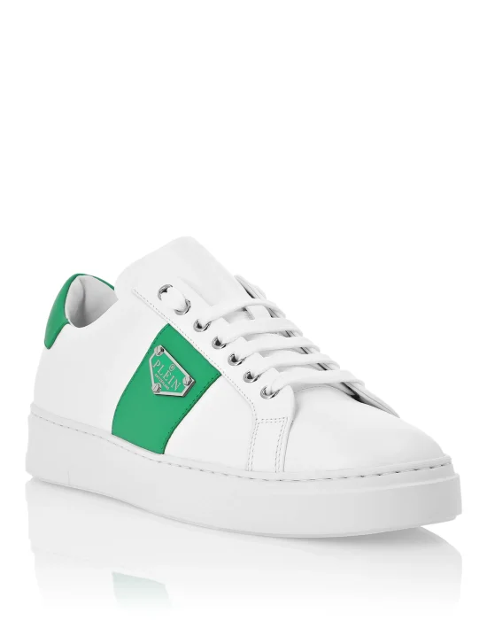 Lo-Top Sneakers Triangle Plein