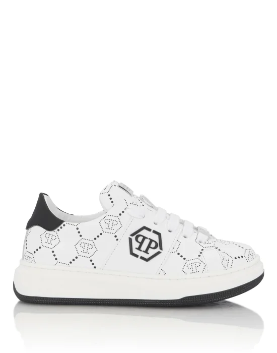 Low-Top Sneakers Monogram