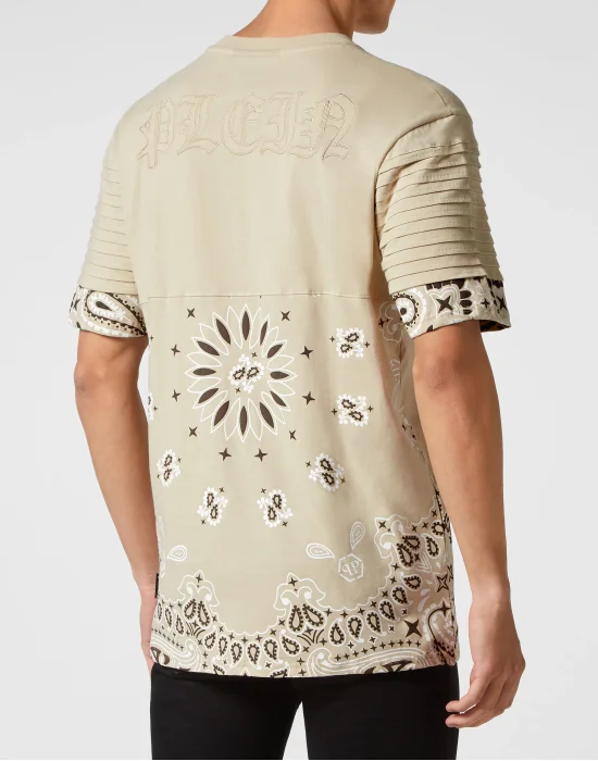 T-shirt Round Neck SS Paisley Bandana