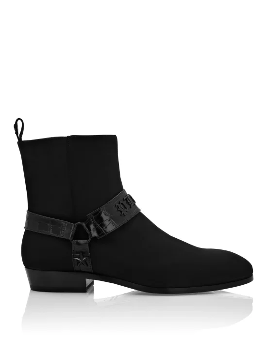 Nubuck Flat Boots Gothic Plein