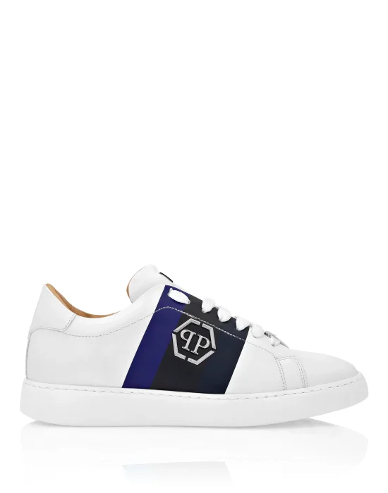 Leather Lo-Top Sneakers Hexagon