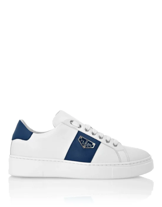Lo-Top Sneakers Triangle Plein