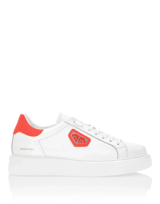 Low-Top Sneakers Titan Plein